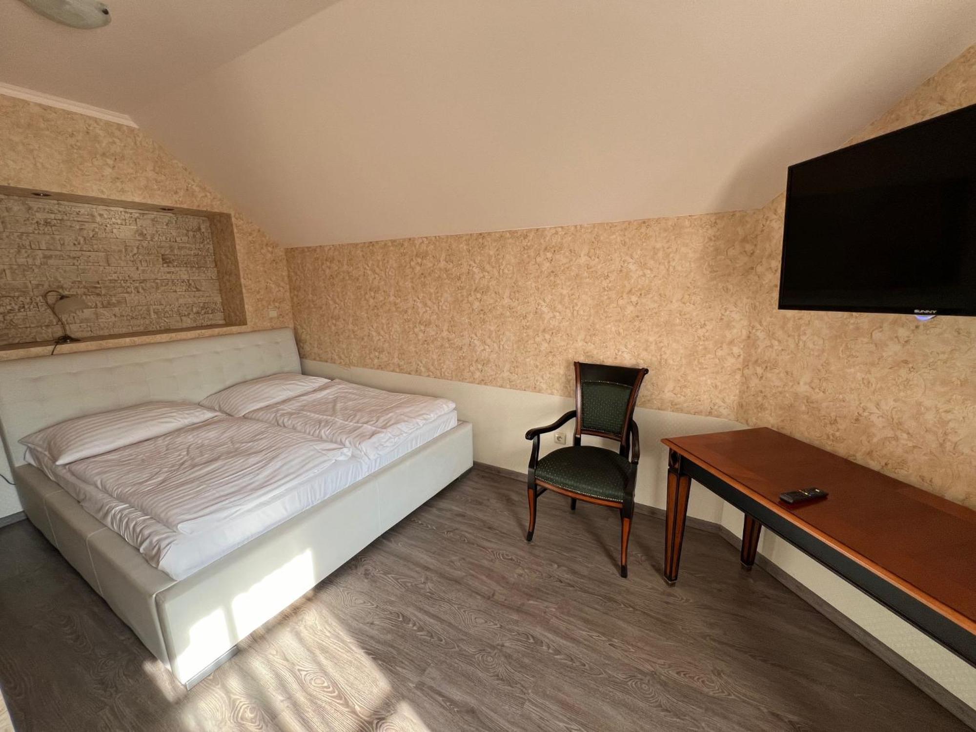 Hotel Gold Chotoviny ภายนอก รูปภาพ